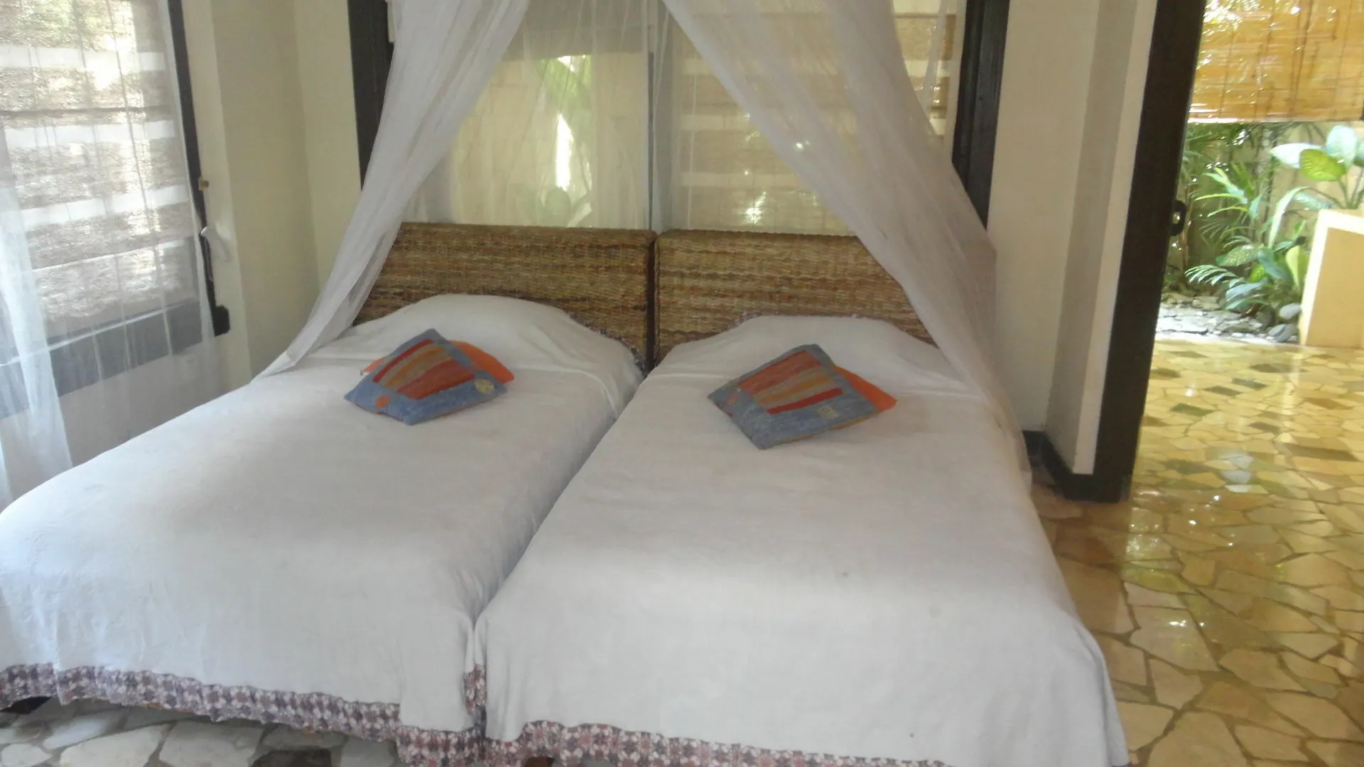 Puri Cantik Bungalow Ubud  2*, Ubud (Bali)